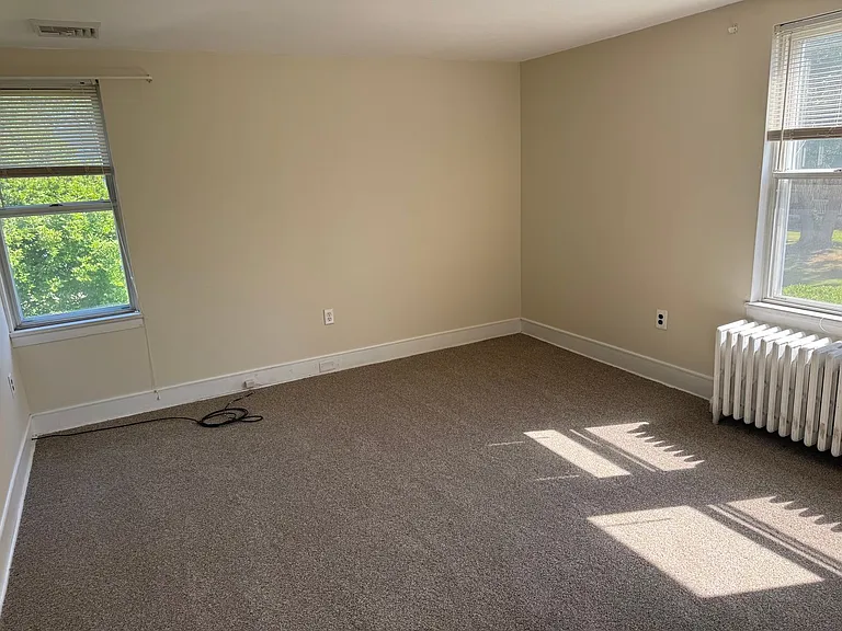 1131 Trewellyn Ave — Photo 23