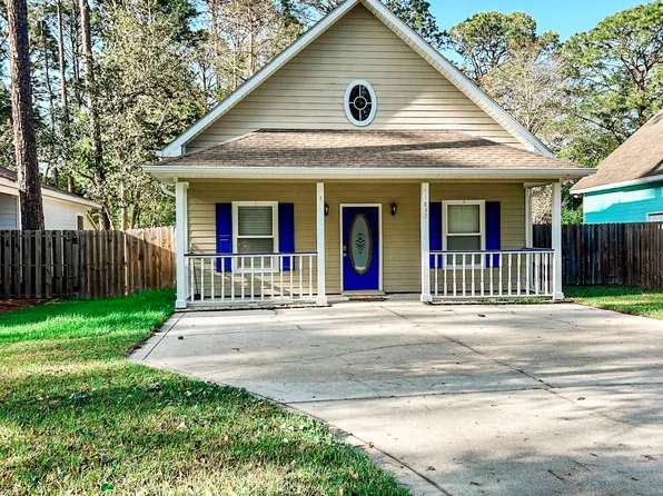 832 E 22nd Ave, Gulf Shores, AL 36542