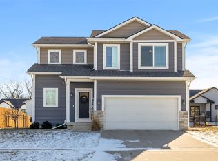 309 Deer Haven St, Polk City, IA 50226