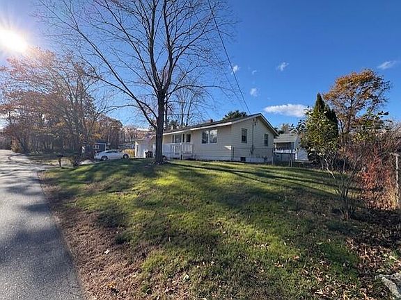 2nd image of 4 Grandview Drive