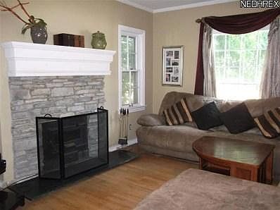2nd image of 1134 S Belvoir Blvd