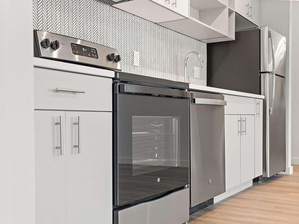 1st image of 3027 E Liberty Ave #B-301