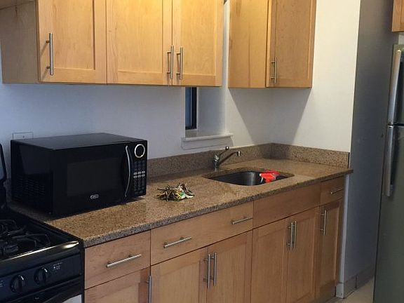2nd image of 1411 Amsterdam Ave APT 2A