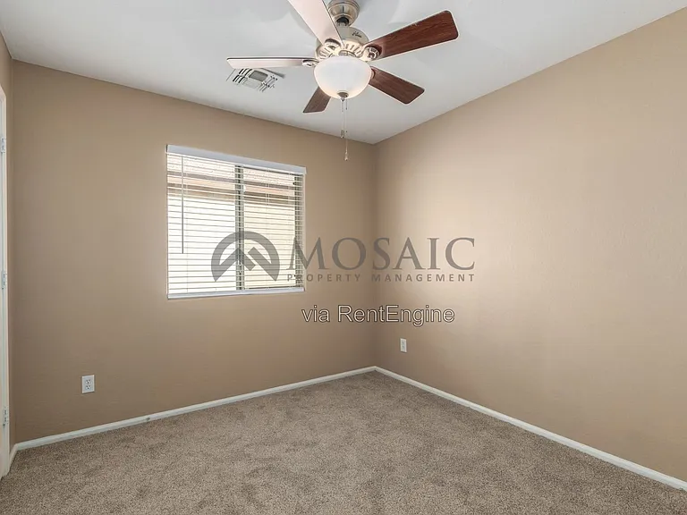 398 E Daniella Dr — Photo 15