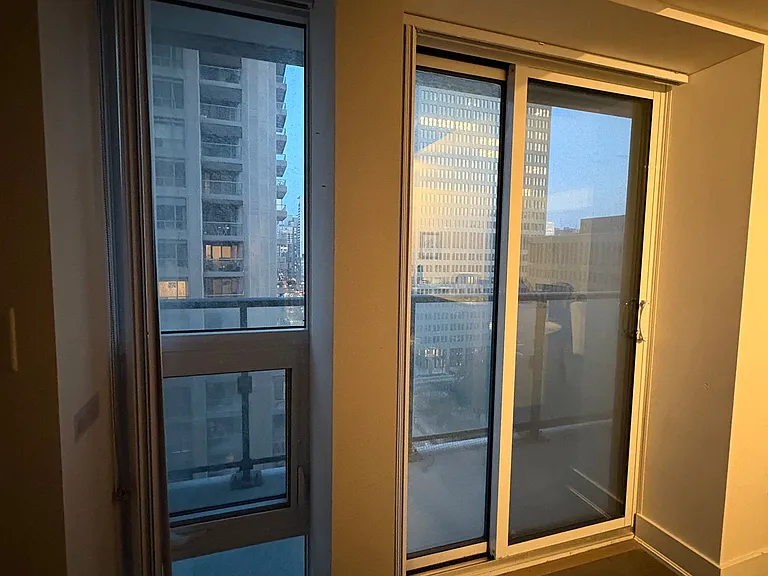 955 Bay St #1307 — Photo 17