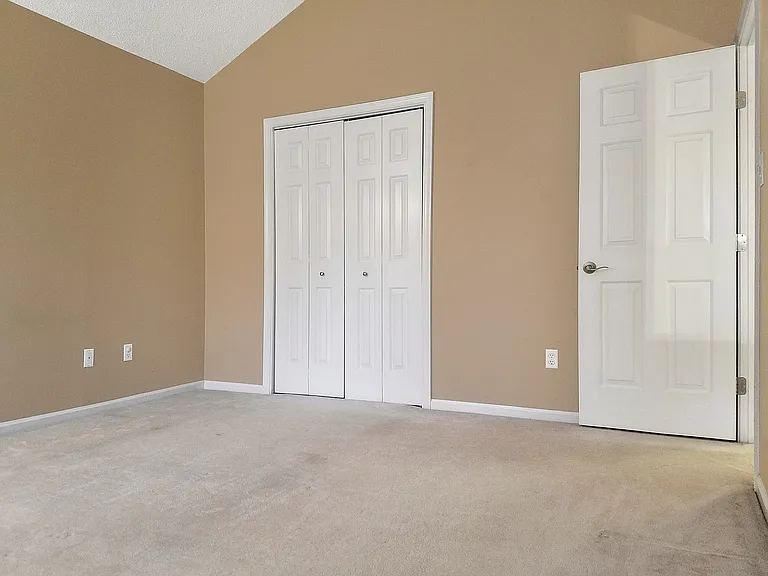 7704 Middlefield Mews — Photo 10