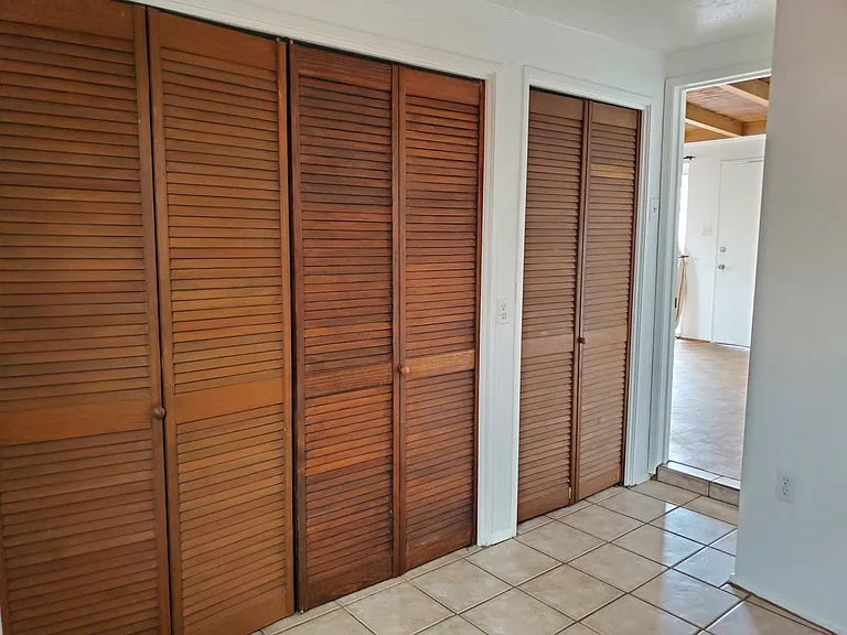 1230 Devon Ln — Photo 6