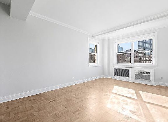4th image of 301 E 66th St #9S