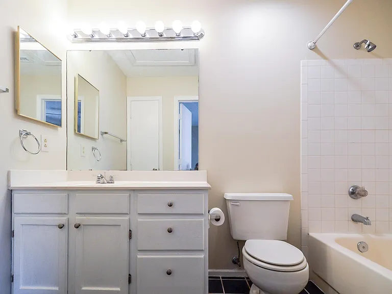 18865 Vineyard Point Ln — Photo 17