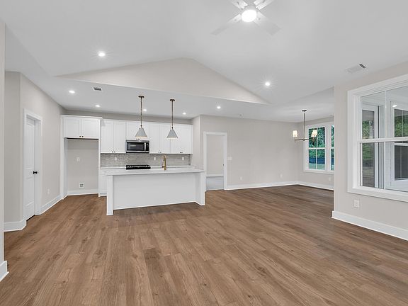 2nd image of 2876 Butlers Green Cir
