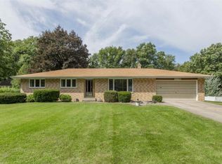 59445 Downey Ave, Mishawaka, IN 46544