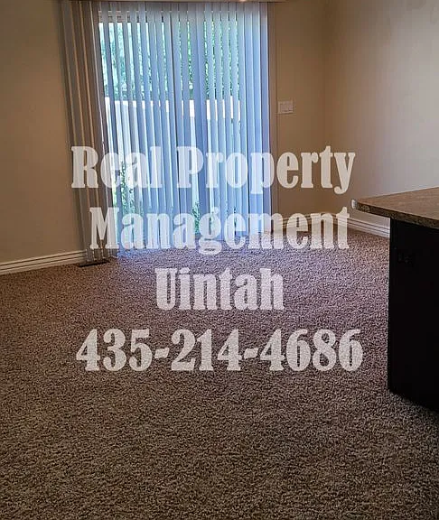 449 E Red Fox Ln — Photo 5