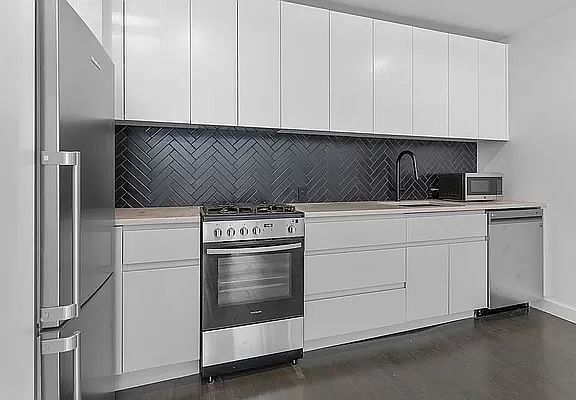 2nd image of 260 Water St #1J