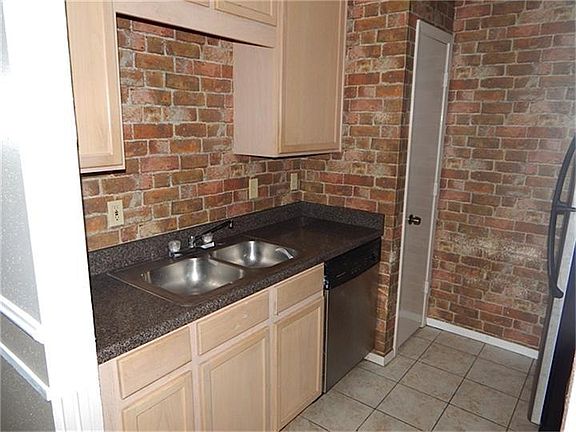 5th image of 10049 Westpark Dr APT 106