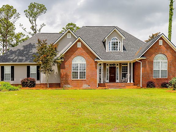 3rd image of 5600 Nutmeg Cir