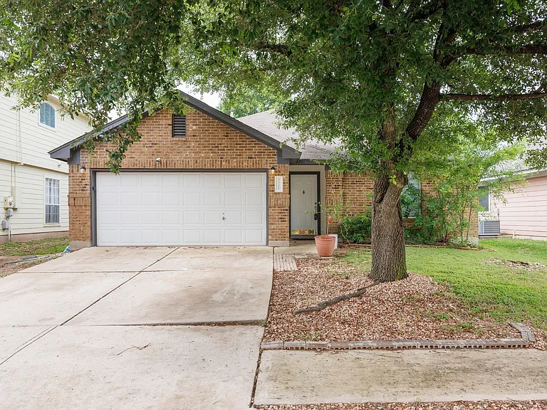 2021 Monica Ln — Photo 1