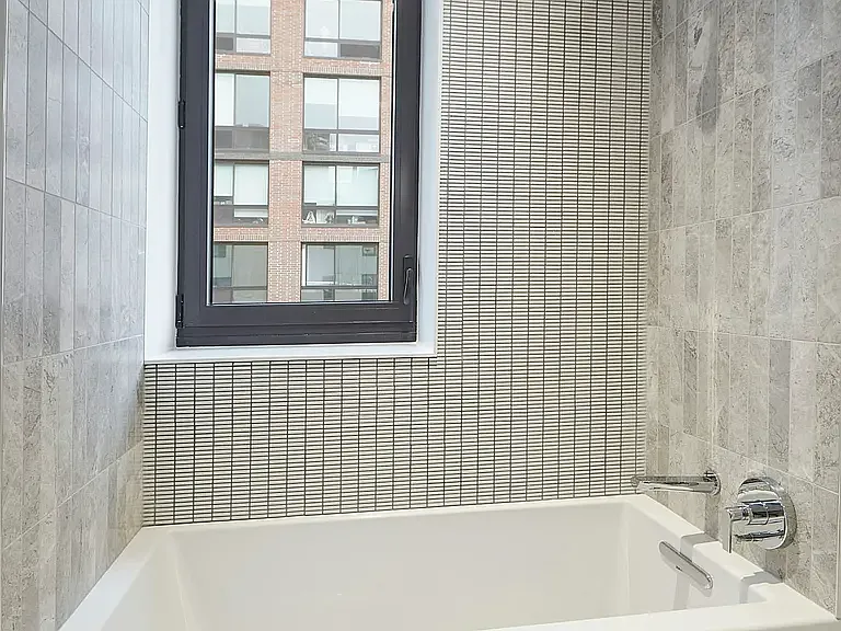 428 W 19th St #10A — Photo 17
