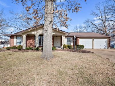 9320 Manoroak Dr, Saint Louis, MO, 63126