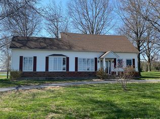 4142 Black Jack Rd, Red Bud, IL 62278