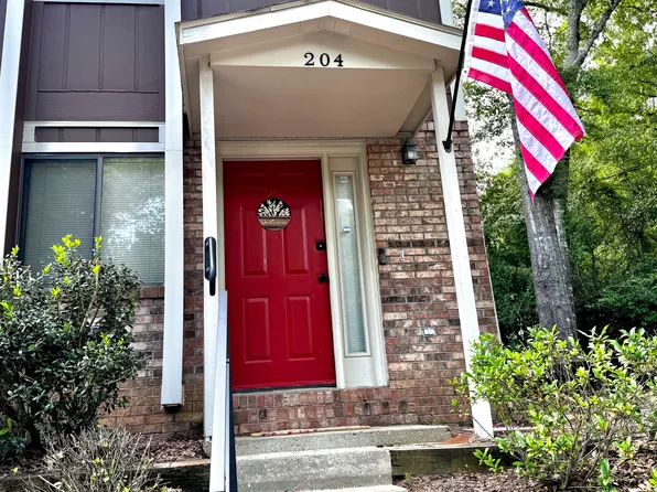 204 Candlebrook Dr, Enterprise, AL 36330