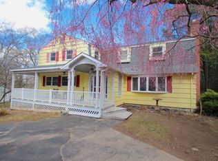 22 Doris St, Trumbull, CT 06611