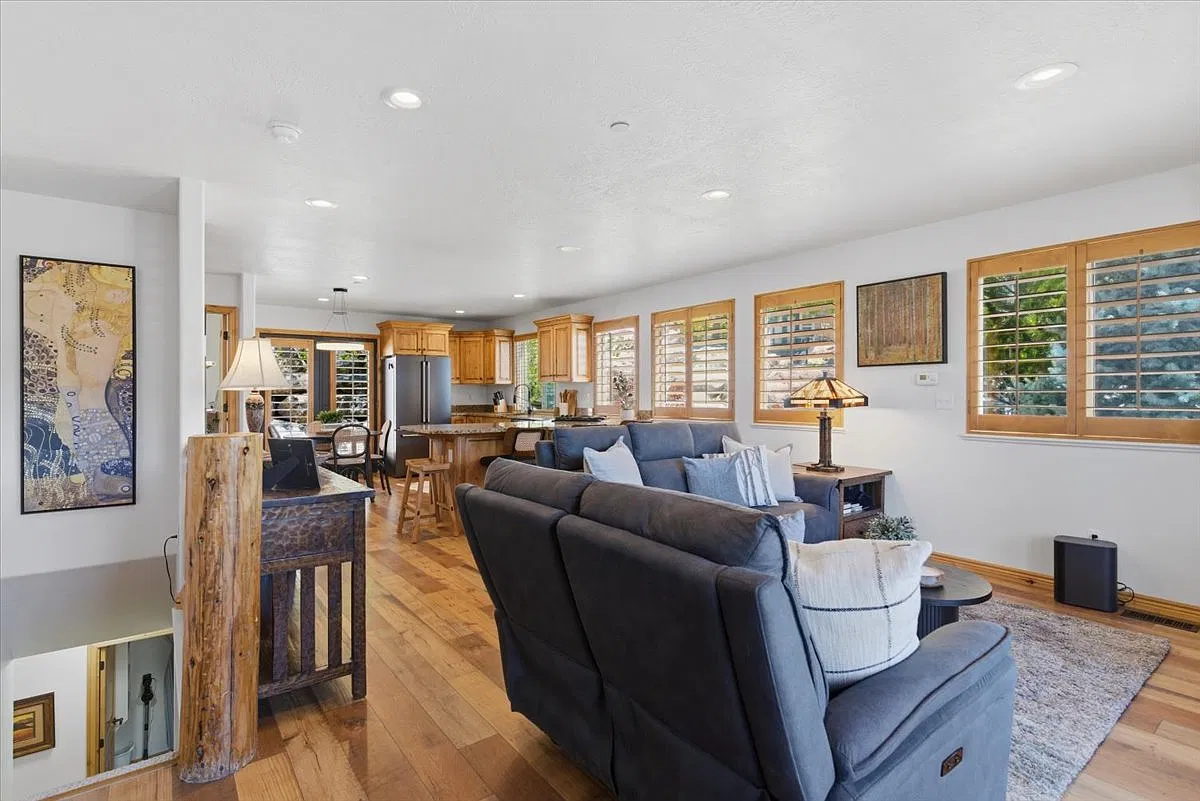 5060 East Lakeview Drive #1112 - 1 — Photo 4