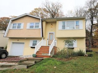 77 Erie Ave, Rockaway, NJ 07866