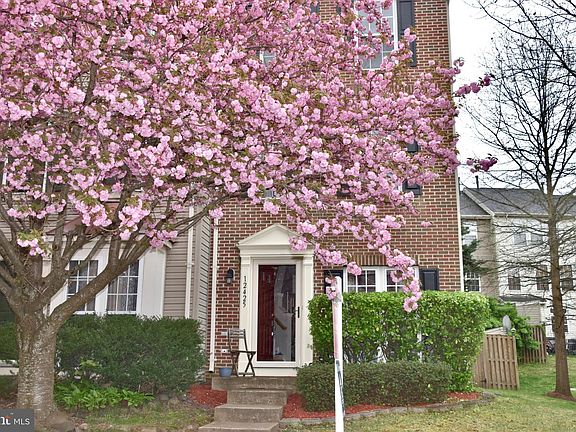 2nd image of 12425 Selkirk Cir