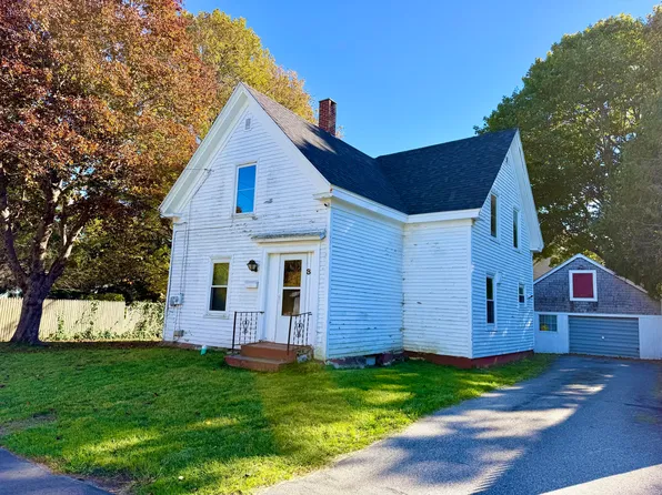 8 Hill Street, Rockland, ME 04841