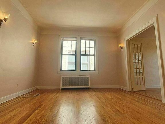 2nd image of 32-26 42nd St #3