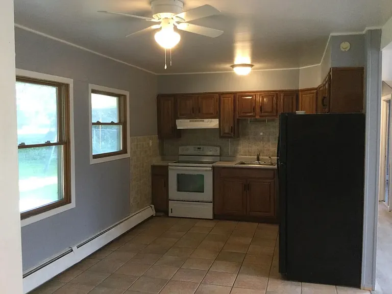 80 Upland Rd — Photo 10