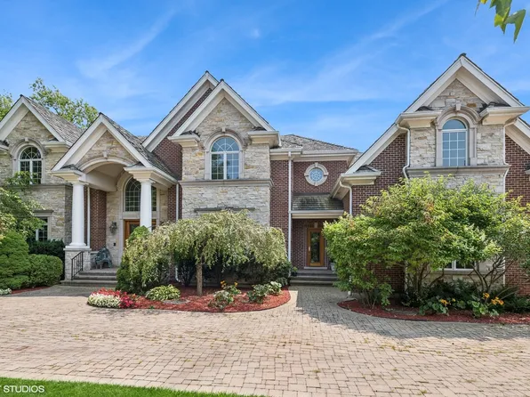 2965 Walters Ave, Northbrook, IL 60062