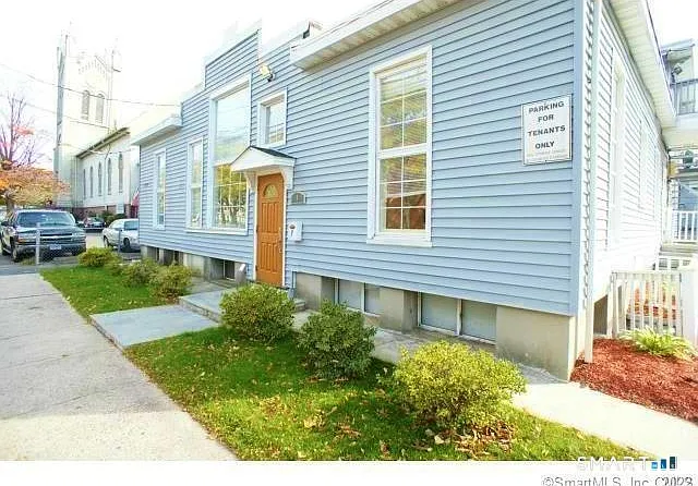 1 Mott Ave #2 — Photo 6