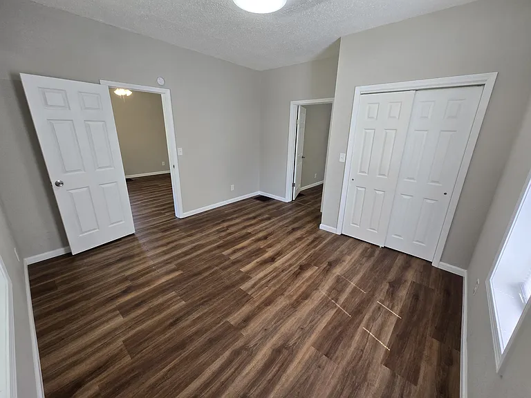 3532 Fullerton Ave — Photo 24