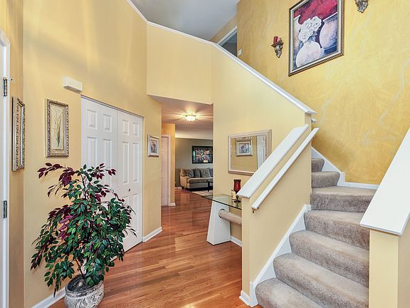 4th image of 24112 Nightingale Ct