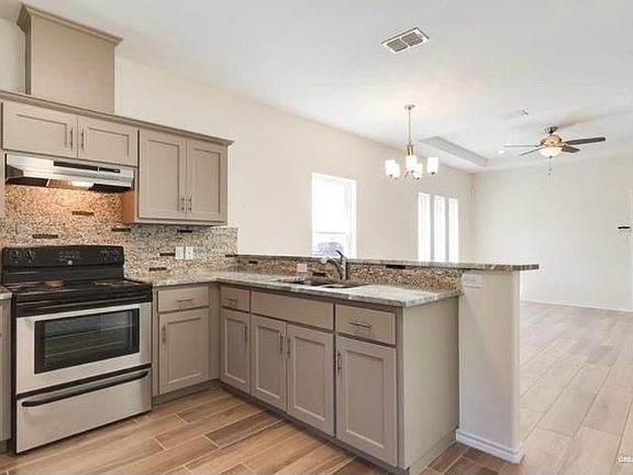 3rd image of 3707 Tinsley Ave APT 1