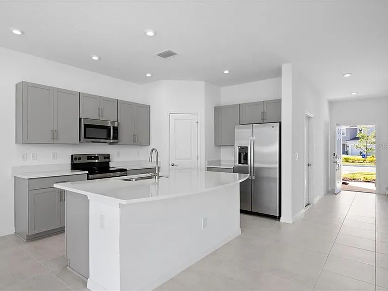 5756 Haven Ter — Photo 10