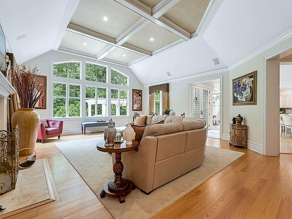 4th image of 9 Alta Vista Rd
