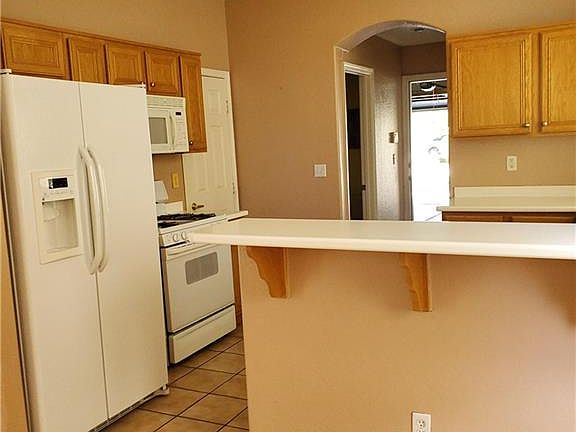 5th image of 9729 Manheim Ln