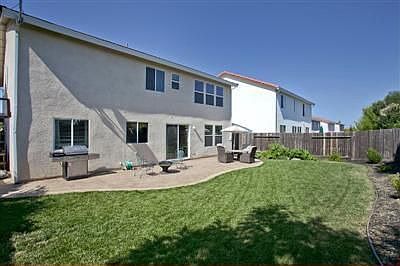 5th image of 6321 Surfbird Ln