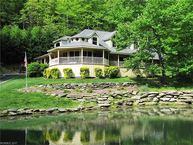 1st image of 17 Laurel Creek Dr