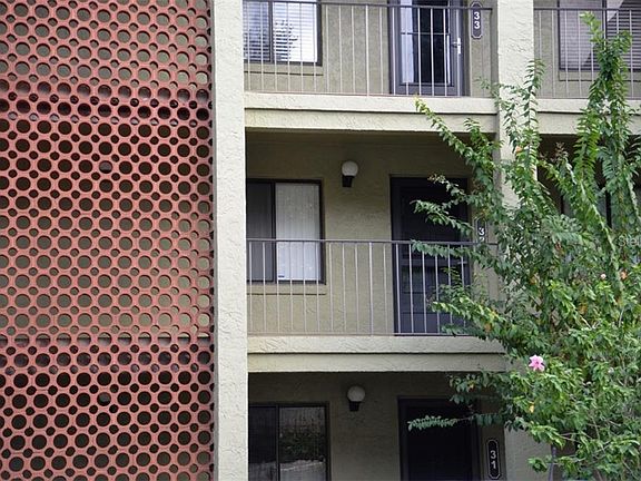 3rd image of 4 Escondido Cir Unit 32