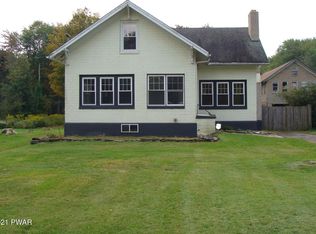 1018 Tresslarville Rd, Lake Ariel, PA 18436