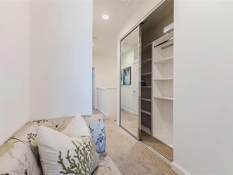 1564 Napoli Dr W — Photo 25