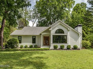6604 Westland Dr, Knoxville, TN 37919