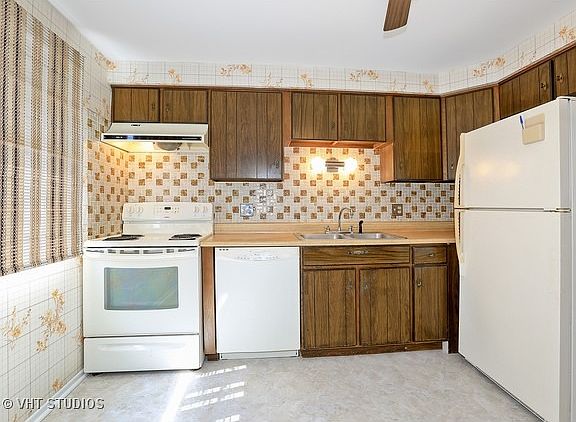 4th image of 8558 W Catherine Ave Unit 6N