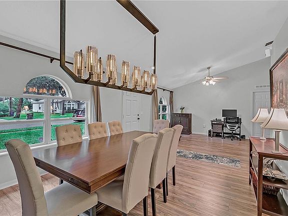 4th image of 2490 El Marra Dr