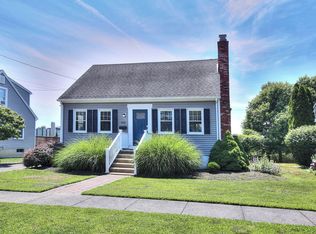 182 Longdean Rd, Fairfield, CT 06824