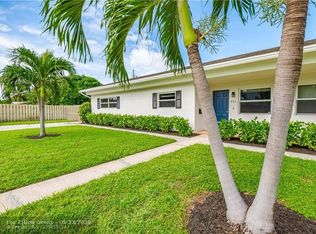 121 SW 2nd Ave, Boca Raton, FL 33432