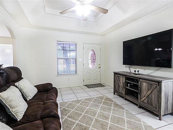 4th image of 3409 Minnie Ln